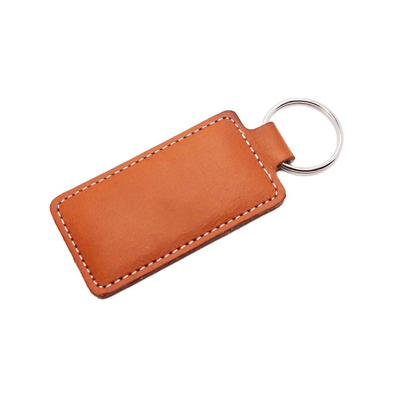 Customized metal and leather keychain fashion forward design